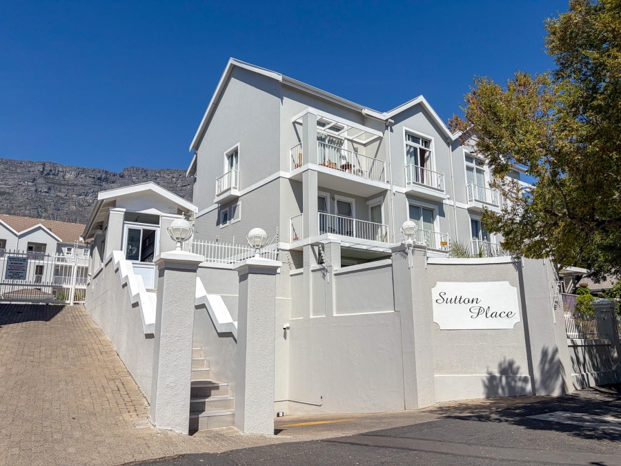 1 Bedroom Property for Sale in Oranjezicht Western Cape
